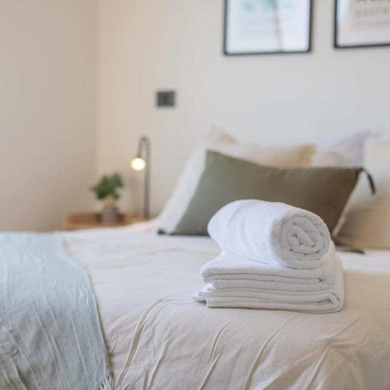 Discover the authentic energy of Barrio Italia - Apartment - 10