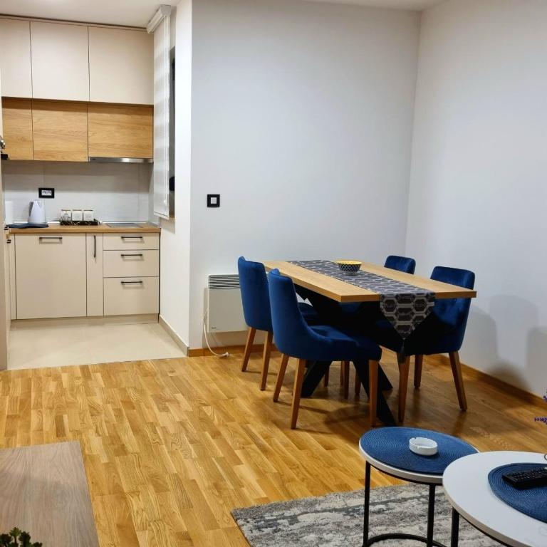Leonardo 61 - One-Bedroom Apartment - 19
