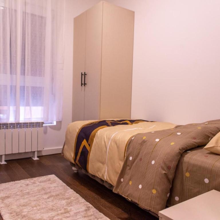 I&I Tesla 2Bedrooms V - Two-Bedroom Apartment - 12