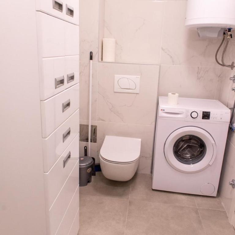I&I Tesla 2Bedrooms V - Two-Bedroom Apartment - 18