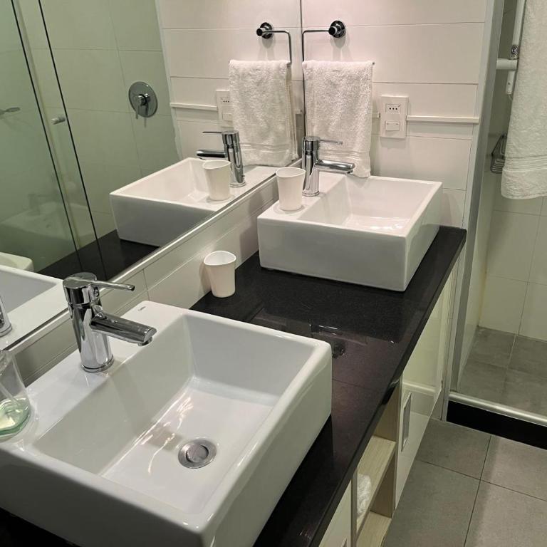 Puerto area, close to everything! - Apartamento de 2 dormitorios con balcón - 13