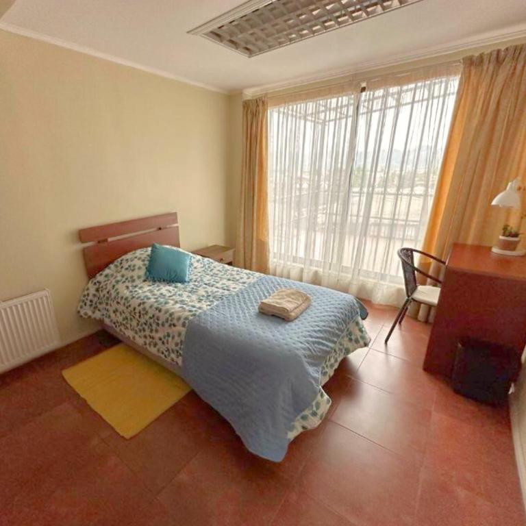 Hostal PdeV - Single Room with Shared Bathroom - 1