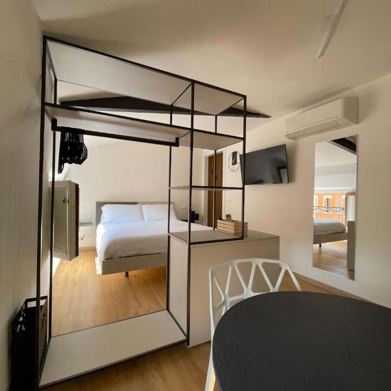 Monolocale in centro Modena Pomposa Hideaway - Appartamento con 1 Camera da Letto - 1
