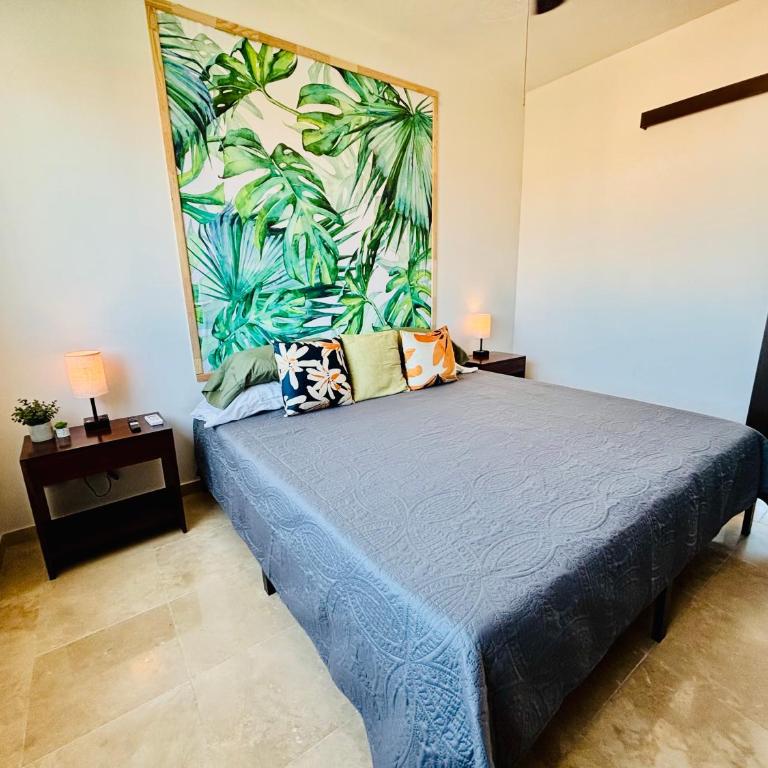 Stylish Central 2BR 2BA Rooftop Pool & Sea Views - Two-Bedroom Apartment - 24