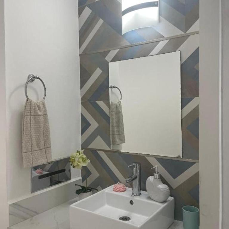 Beach suite with lagoon view in Cancun - One-Bedroom Apartment - 20
