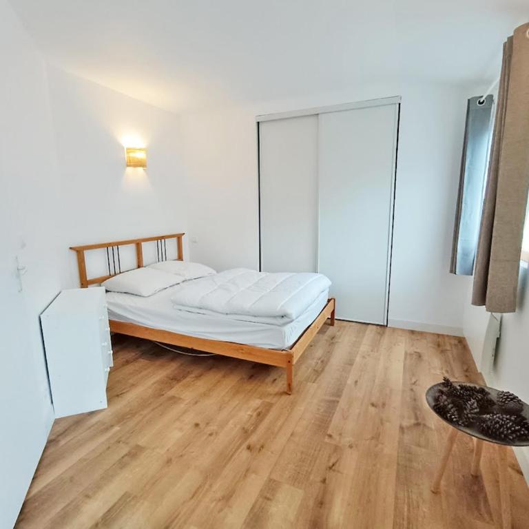 Charanse, T4, wifi, centre Luchon - Appartement 2 Chambres - 4
