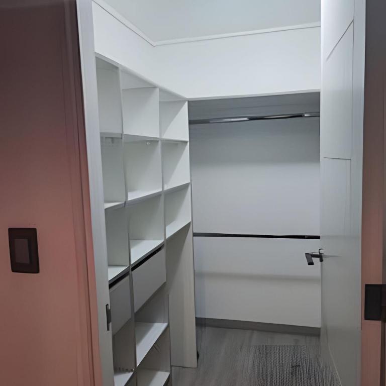 Edificio Stepke - One-Bedroom Apartment with Balcony - 8