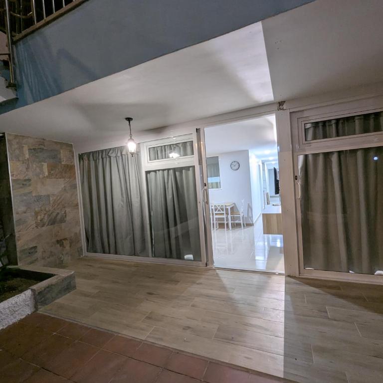 Apartamentos Anau k & L- Playa del inglés - Yumbo - One-Bedroom Apartment - 45