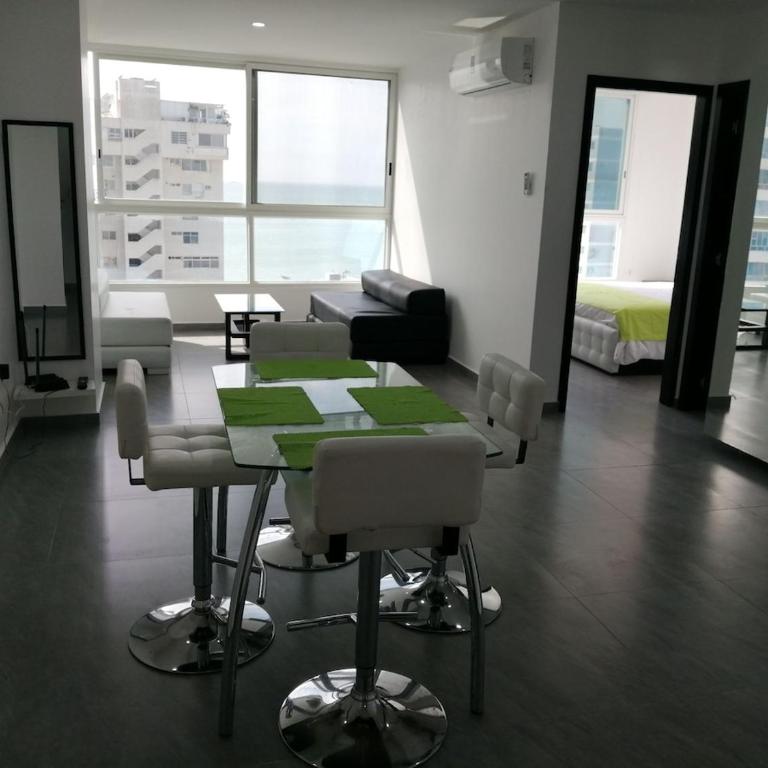 Enjoy your vacation in this beautiful 9th floor Suit - Apartamento de 2 dormitorios - 1