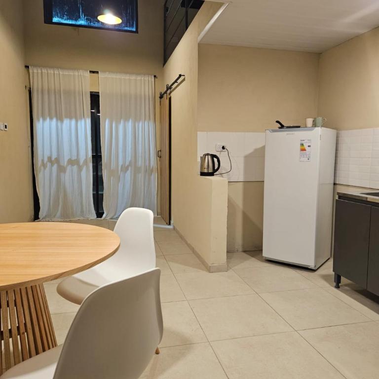 Loft Sp - One-Bedroom Apartment - 2