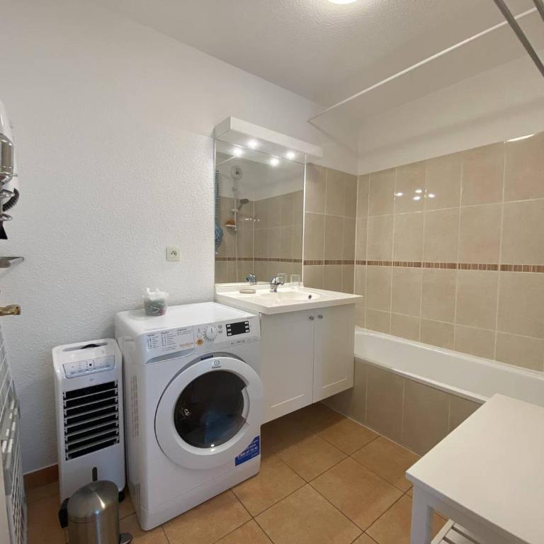 Charmant T2 avec WiFi à Cambo-les-Bains - Apartamento de 1 dormitorio - 12