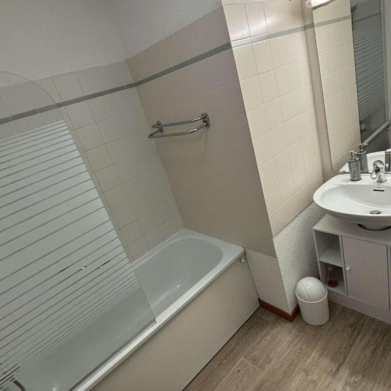 Appartement cosy 4 pers, balcon ensoleillé, Alpe d'Huez - FR-1-405-372 - Appartement - 4