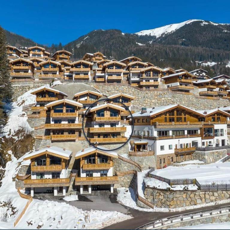 Chalet in Neukirchen, 100 m ski lift - Superior Chalet - 41