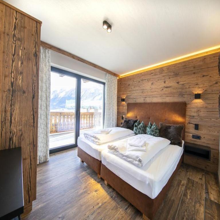 Chalet by the Anfängerpiste ski-lift - Superior Chalet - 1