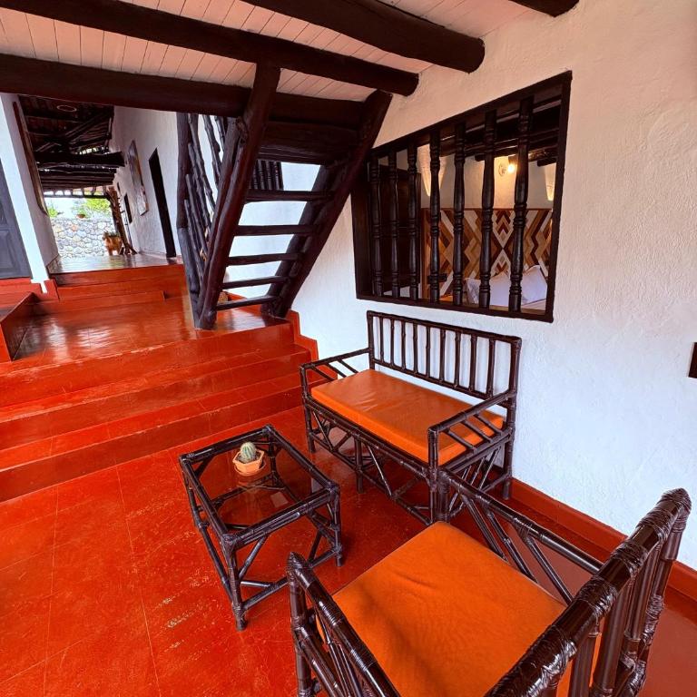 Hotel Hacienda Anacaona - San Agustín - Deluxe Room (2 Adults + 1 Child) - 2