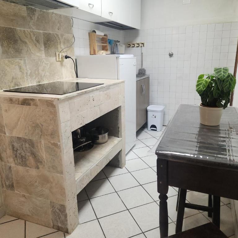 Pepi 77 - Appartamento con 2 Camere da Letto - 14