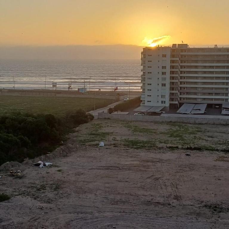 Vista al mar a pasos de la playa y cerca de Faro - Two-Bedroom Apartment with Bay View - 4