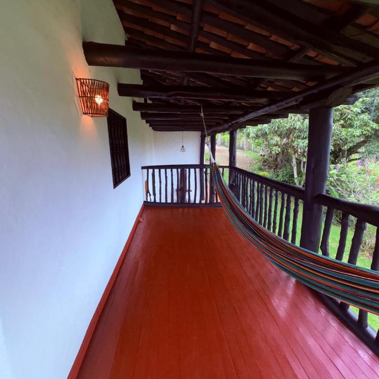 Hotel Hacienda Anacaona - San Agustín - Suite with Mountain View - 7