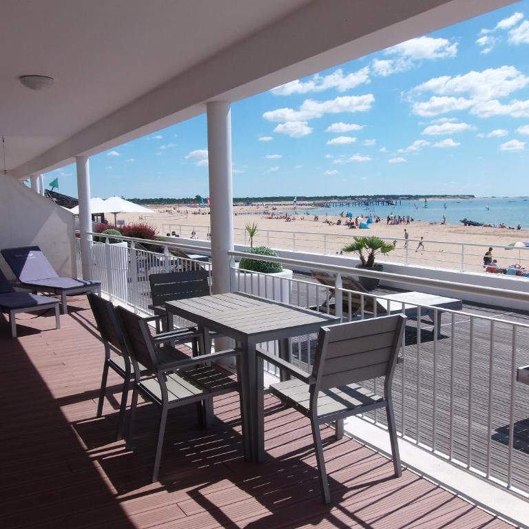 Résidence Belle Plage - Appartement avec Accès pour Personnes à Mobilité Réduite - 3