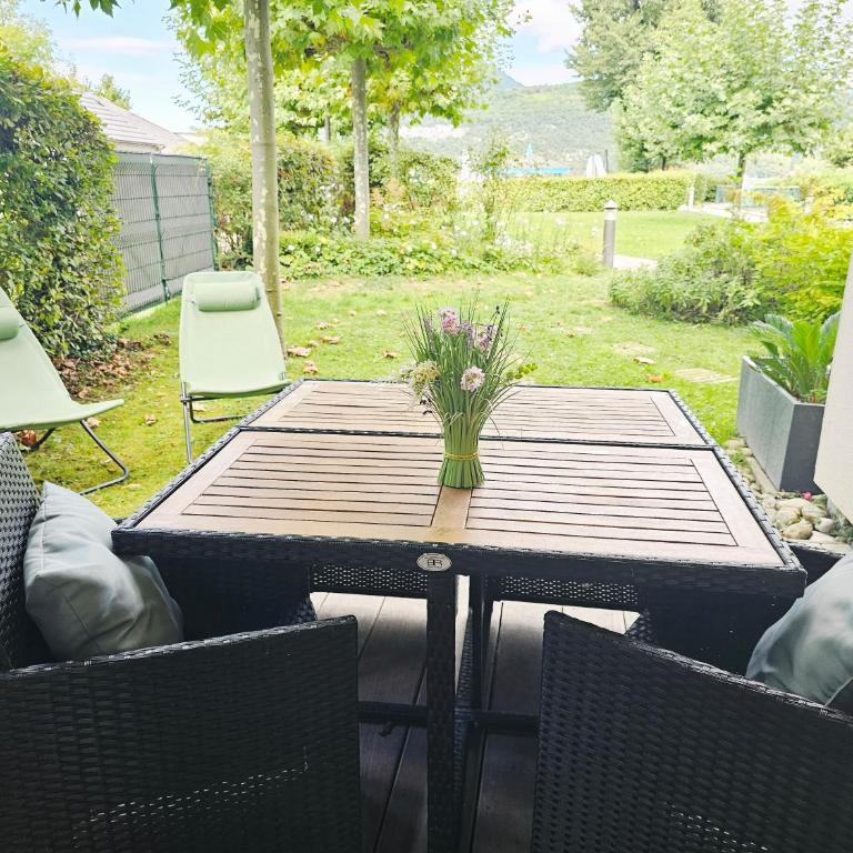 Studio Cosy avec Plage et Parking Privés au bord du Lac D'Annecy - Appartement 1 Chambre - 6
