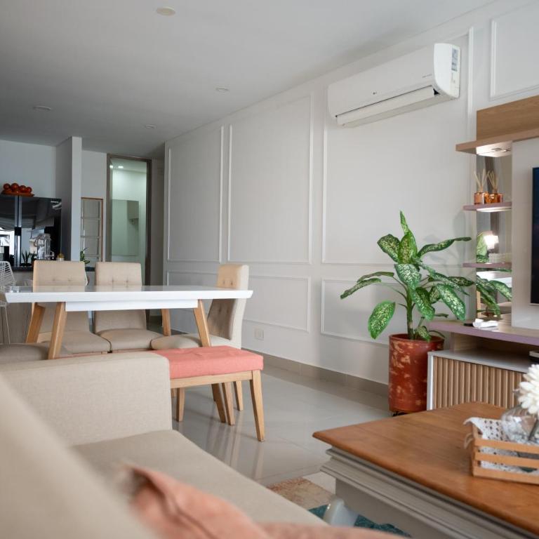 Charming Condo with Balcony & Bay Views - Apartamento de 2 dormitorios - 29