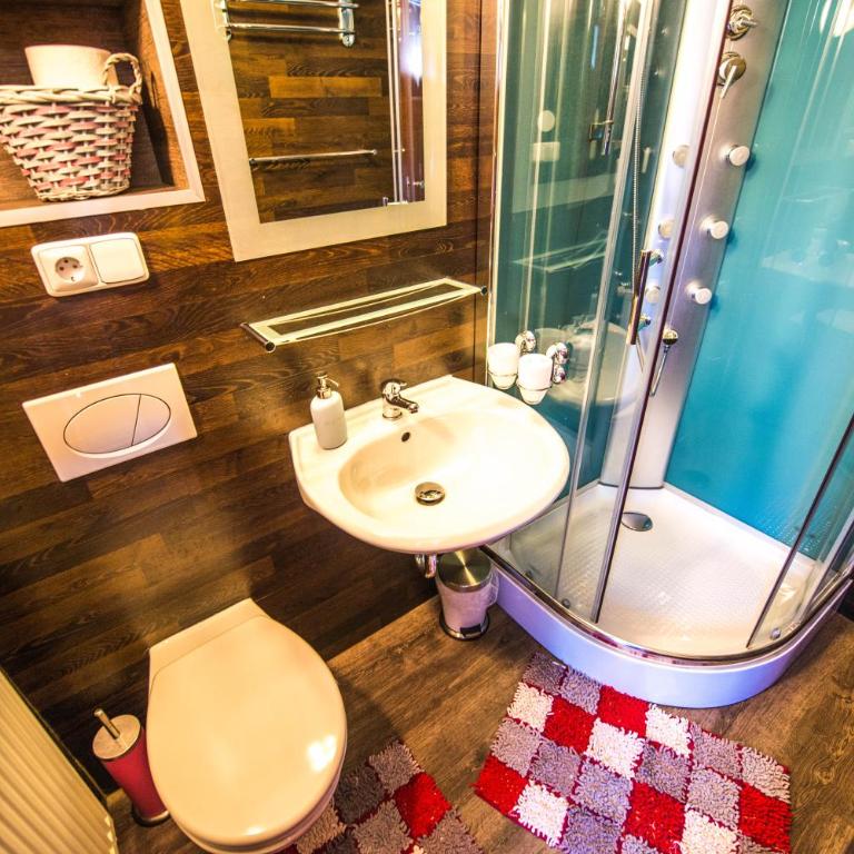 Moroder Haus - Doppelzimmer mit Balkon - 3
