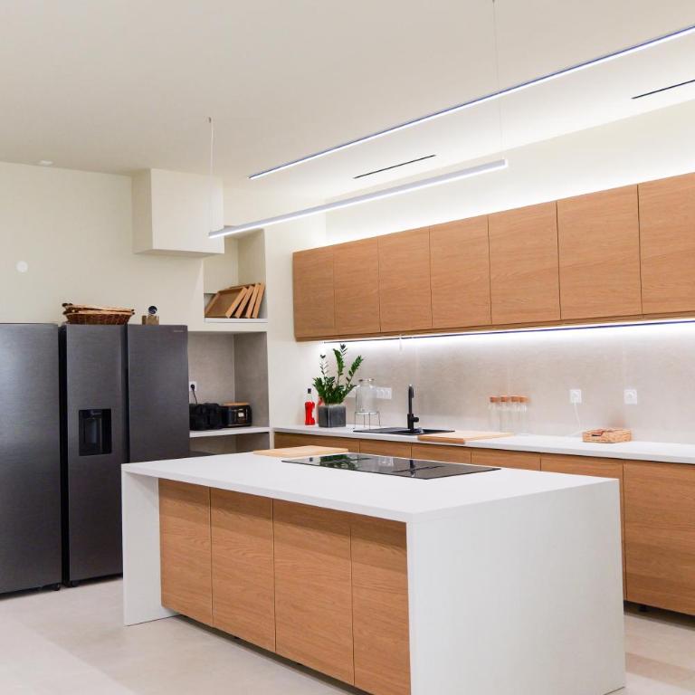 Extra Spacious Modern Apartment HUB Nice Center - Loft - 63
