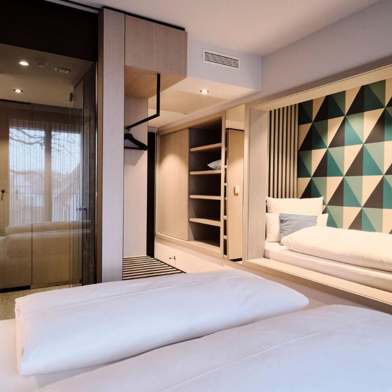 4K - Rooftop-Pool und klimatisierte Zimmer - Standard Dreibettzimmer – keine Saunanutzung - 2