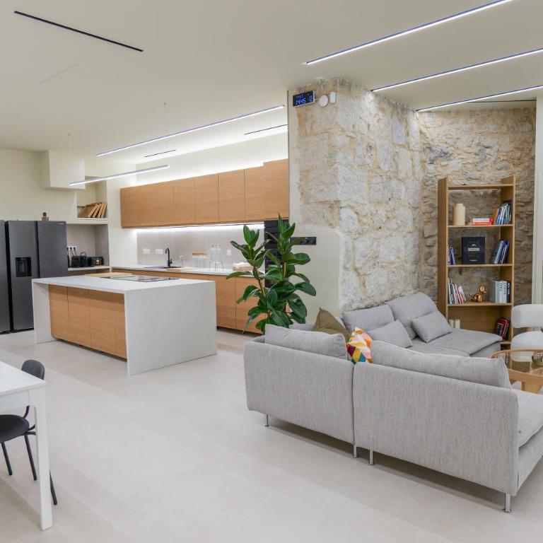 Extra Spacious Modern Apartment HUB Nice Center - Loft - 75
