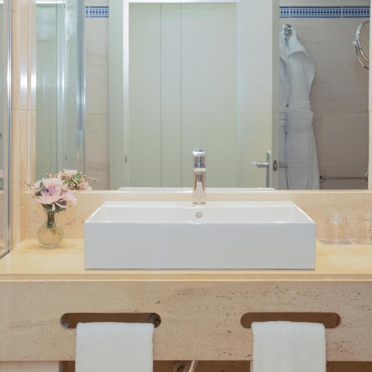 Hesperia Córdoba - Habitación Doble Deluxe con vistas - 15