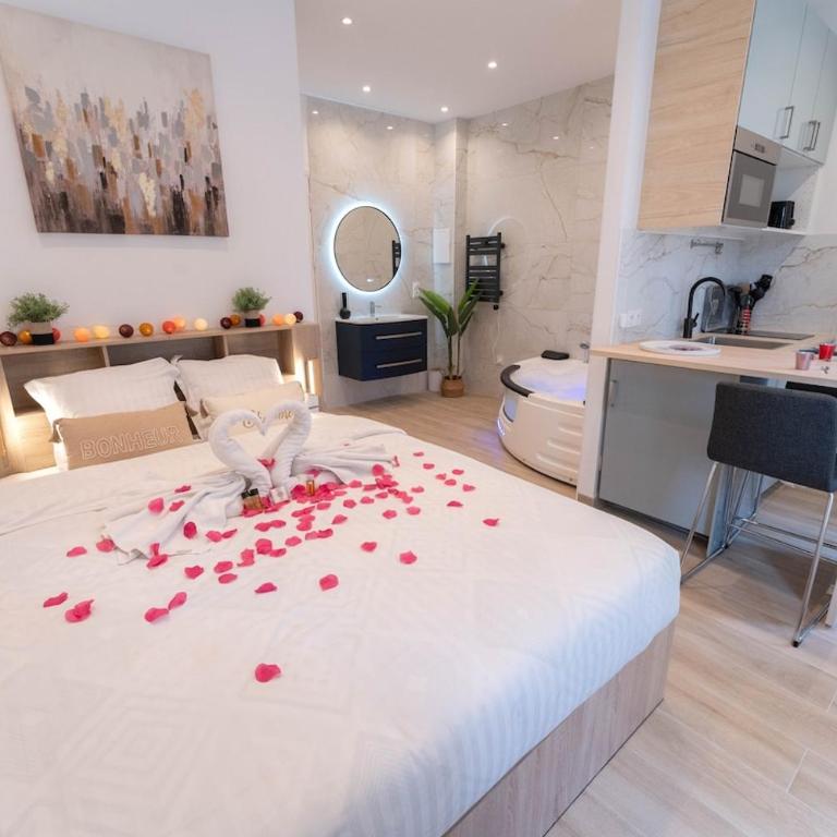 Nice Port studio avec grande baignoire - Appartement 1 Chambre - 3
