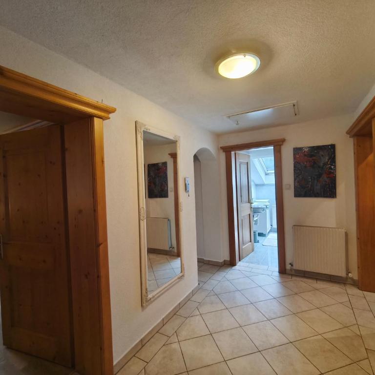 Sport Apartments Tirol - Apartment mit 3 Schlafzimmern und Bergblick - 16