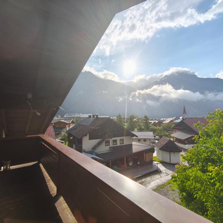 Sport Apartments Tirol - Apartment mit 3 Schlafzimmern und Bergblick - 20