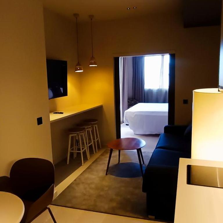Senator Barcelona Apartments - One-Bedroom Apartment with Terrace - 3