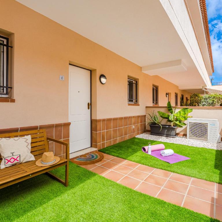 Modern apartment with large terrasse, bbq, fast wifi, 2 pools - Apartamento con terraza - 22