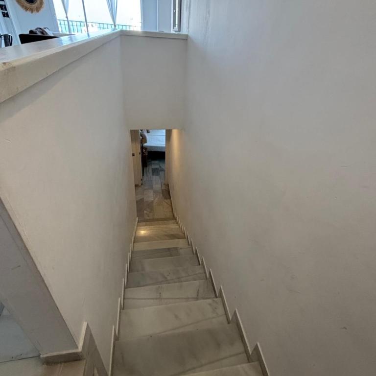 Puerto Banus Duplex Centric WaterFront 3 Bedroom - Three-Bedroom Apartment - 6