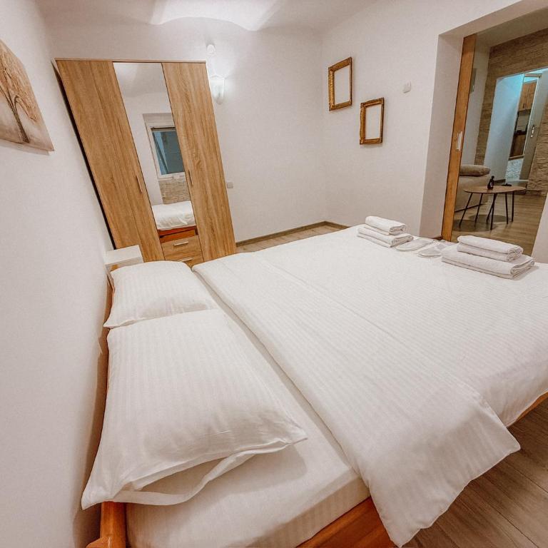 Central Spot Belgrade - ART residence - One-Bedroom Apartment - 15