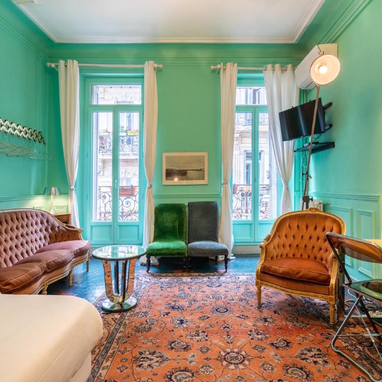 Pension Edelweiss Marseille - Habitación Doble Deluxe con balcón - 1 o 2 camas - 2
