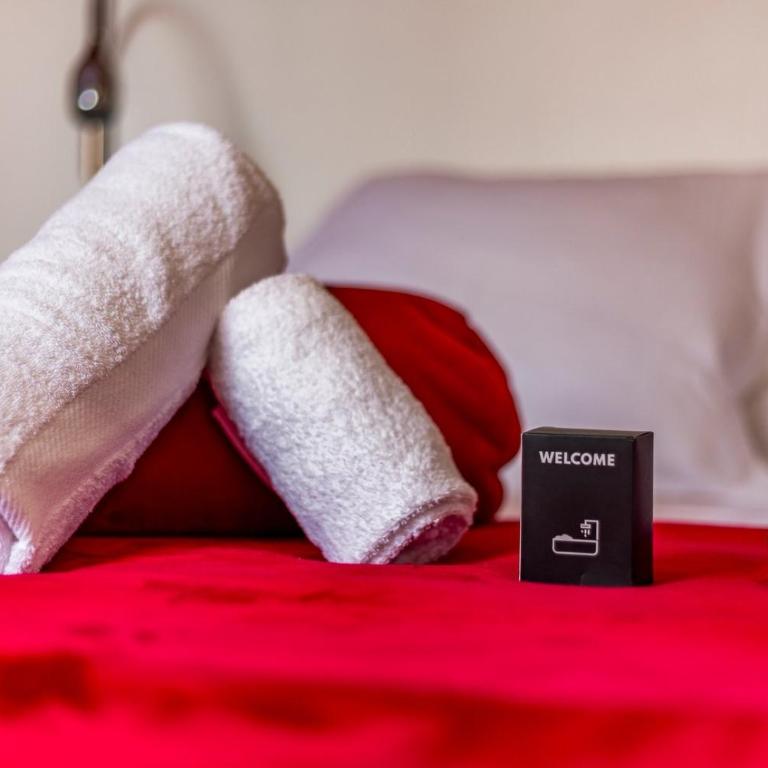 Suite Rouge • Expérience romantique & spa - Estudio - 8