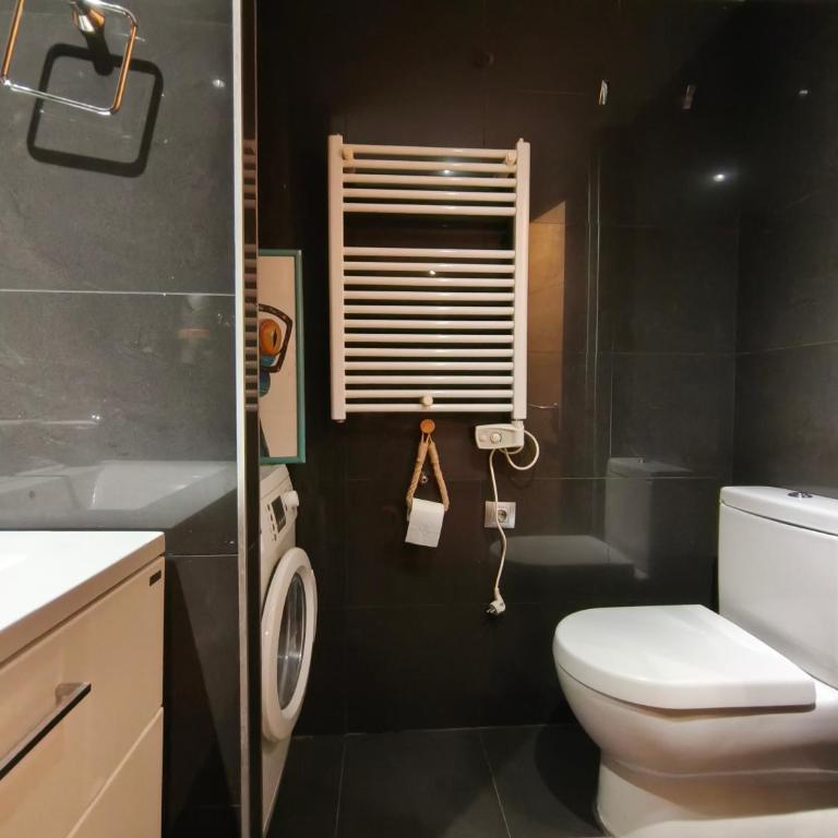 Pleno centro, 5 minutos Casco Vello, 400 metros estación AVE - Apartamento de 1 dormitorio - 11