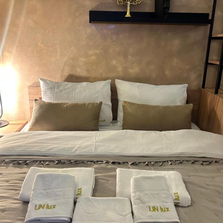 UN lux - Residence Hill - One-Bedroom Apartment - 5