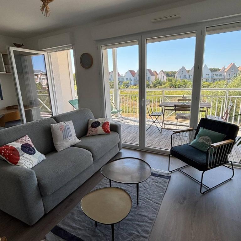 Les Cavaliers - One-Bedroom Apartment - 5