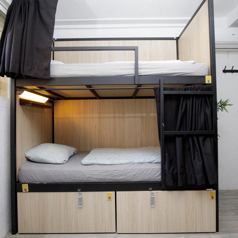 Onefam Paralelo - Bed in 8-Bed Mixed Dormitory Room - 15