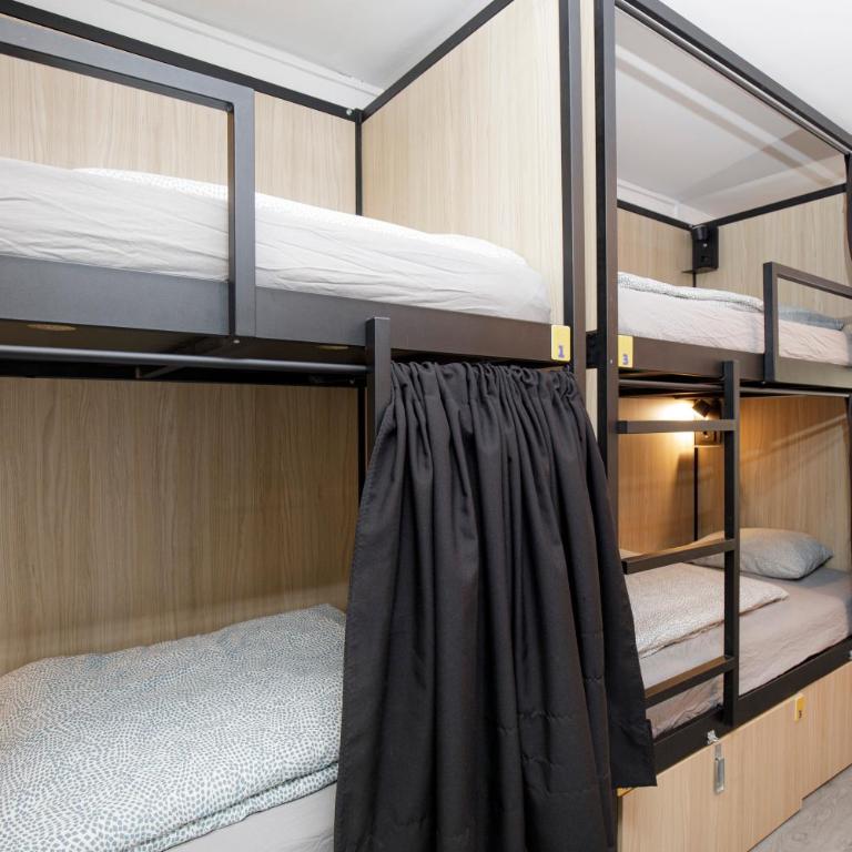 Onefam Paralelo - Bed in 4-Bed Mixed Dormitory Room - 21