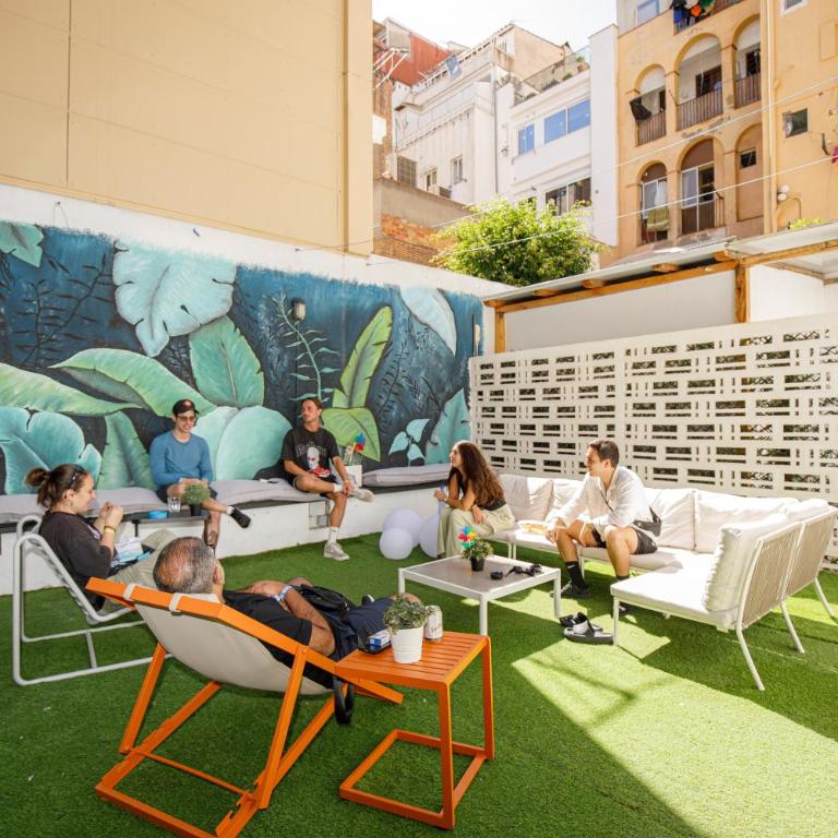 Onefam Paralelo - Bed in 4-Bed Mixed Dormitory Room - 22
