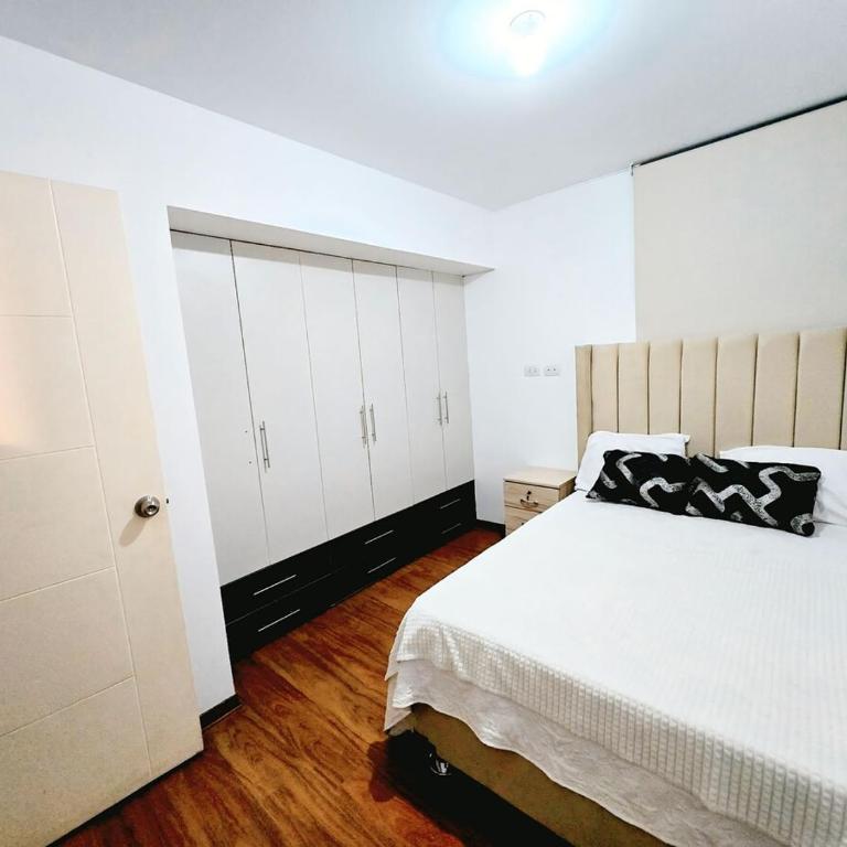 barranco apartament R&M - Three-Bedroom Apartment - 11