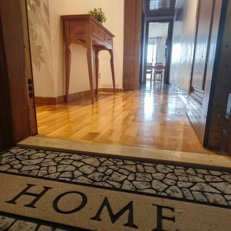 Apartamento exclusivo junto Sagrada Familia Barcelona - Three-Bedroom Apartment - 42