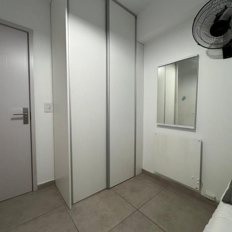 Departamento dos dormitorios Rosario centro - Two-Bedroom Apartment - 5