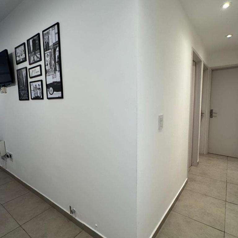 Departamento dos dormitorios Rosario centro - Two-Bedroom Apartment - 22