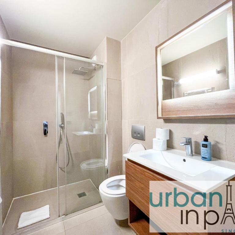 UrbanFlat 131 - Amazing apartment in the center of Paris - Apartment - 5
